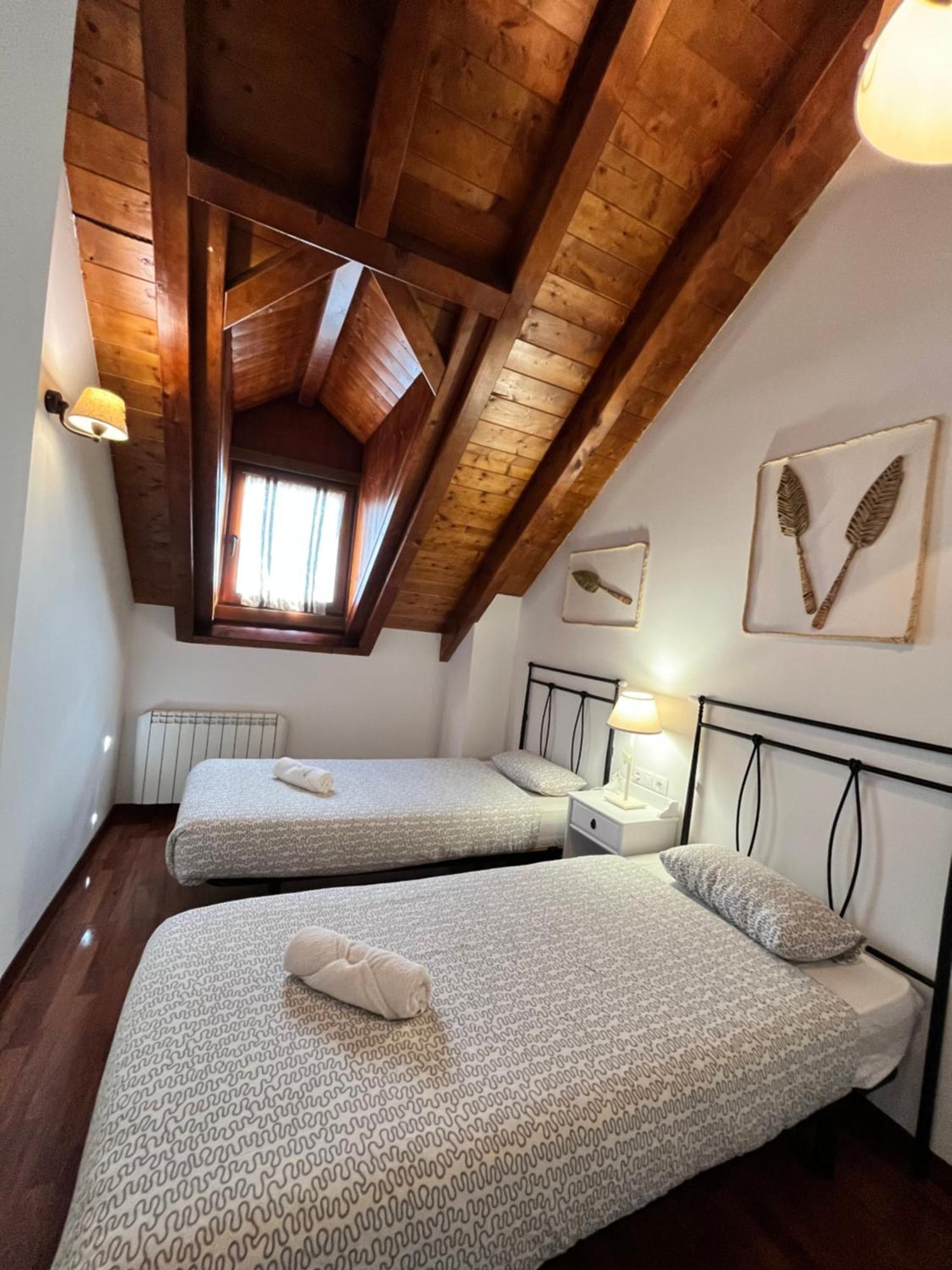 Luxury House Valencia D'Aneu Daire Dış mekan fotoğraf