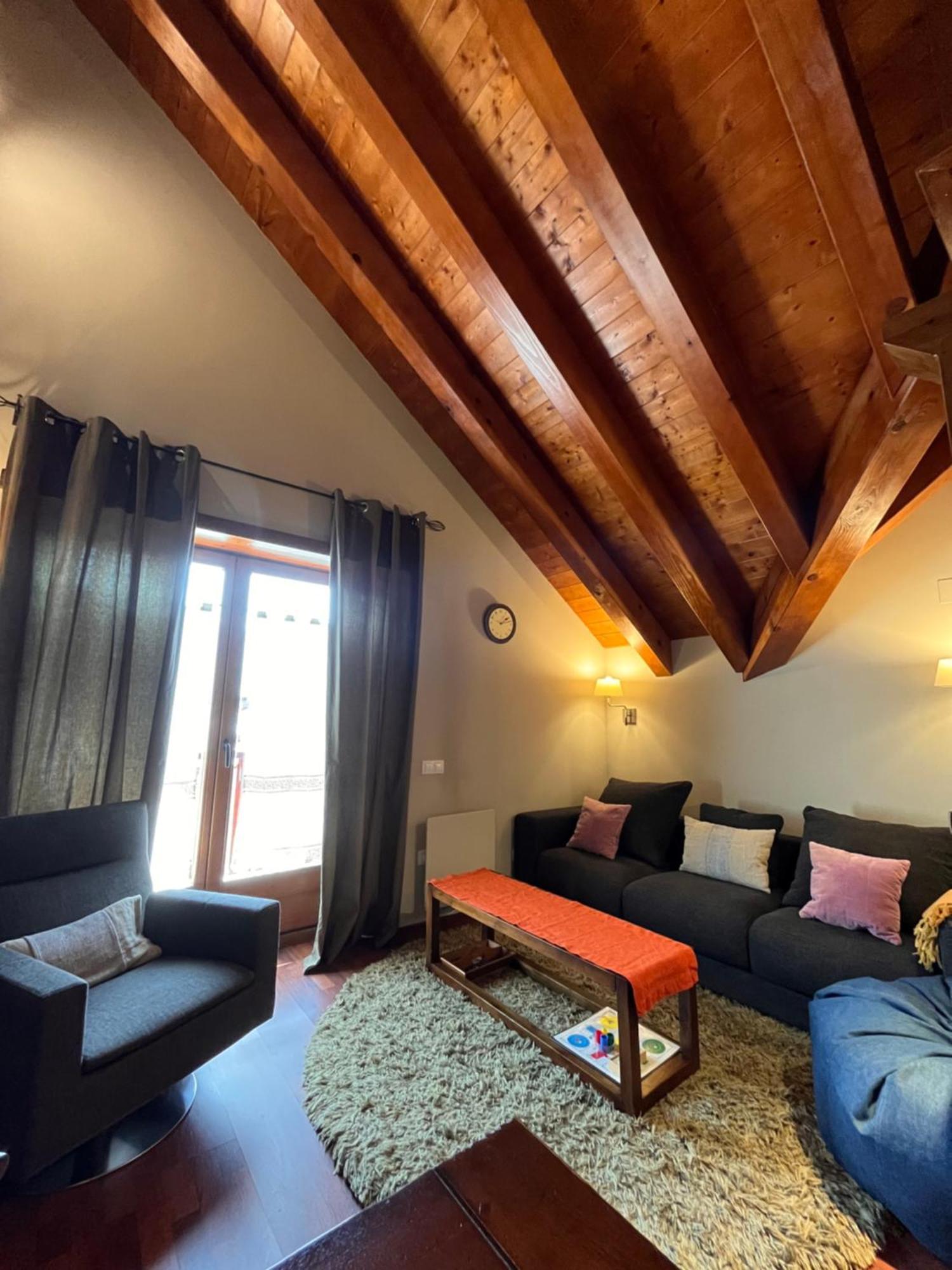 Luxury House Valencia D'Aneu Daire Dış mekan fotoğraf