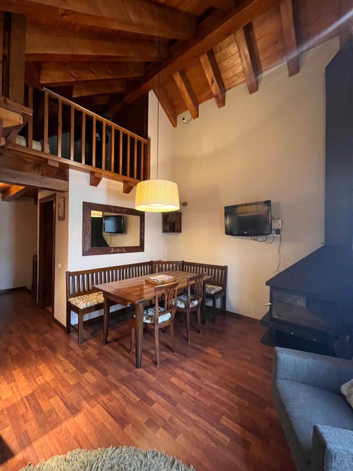 Luxury House Valencia D'Aneu Daire Dış mekan fotoğraf
